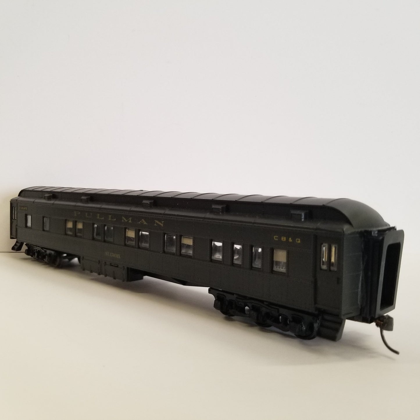 HO Scale Athearn  C, B & Q  "St. Croix" Pullman