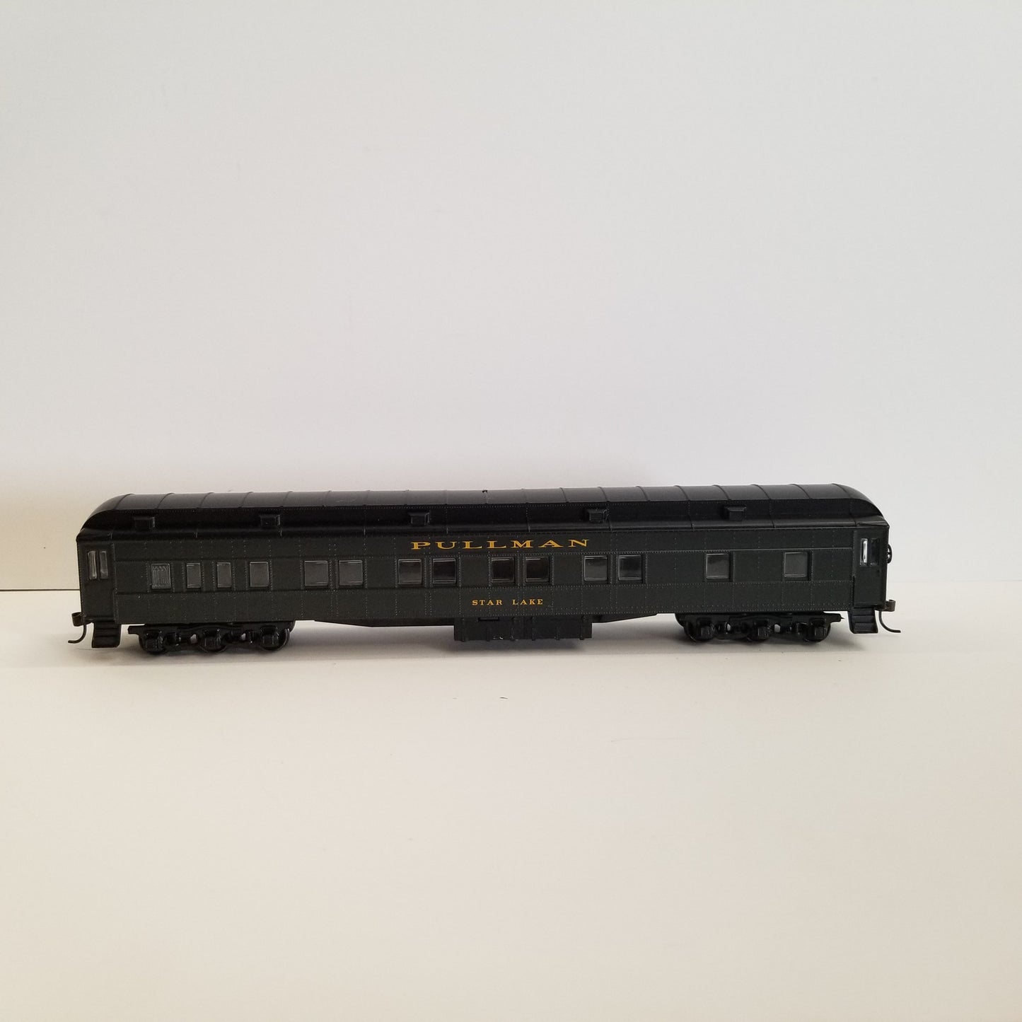 HO Scale Athearn "Star Lake" Pullman Sleeper