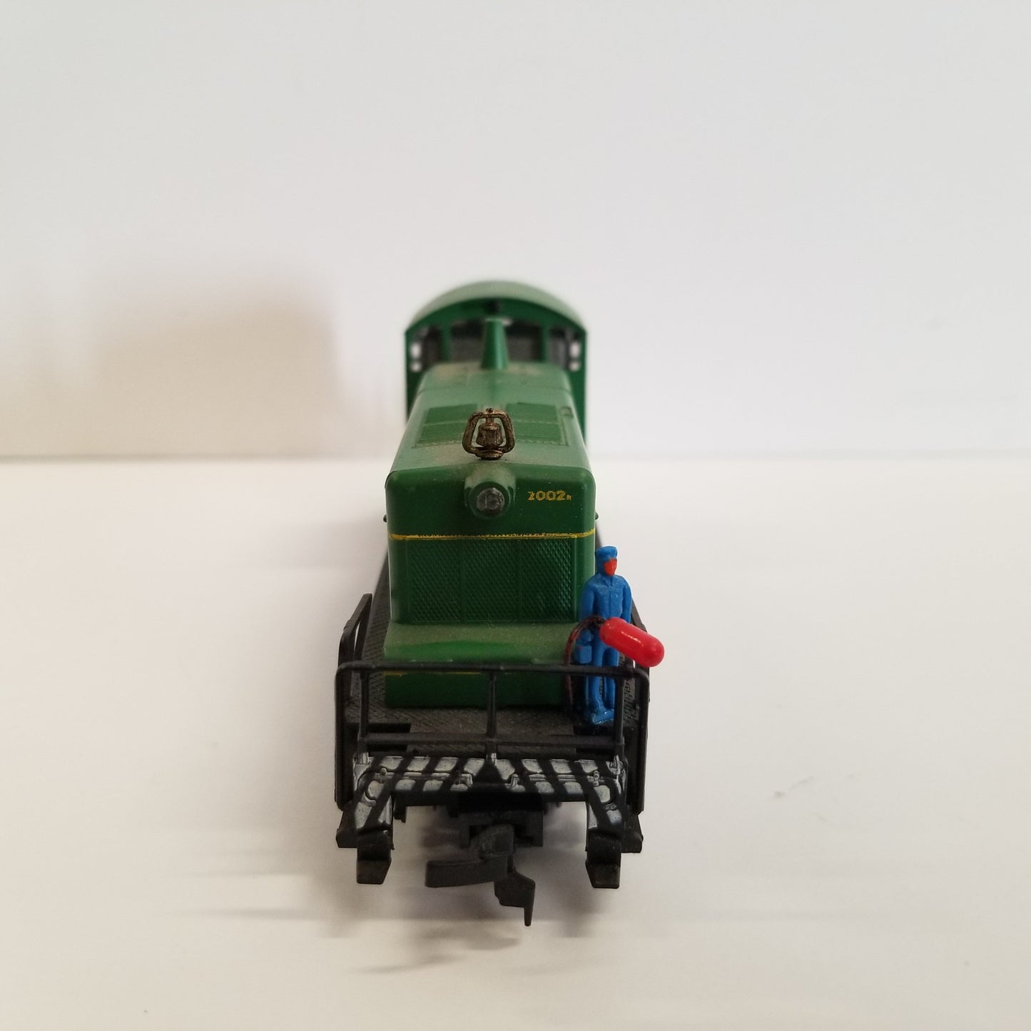 HO Scale AHM Southern Railway SW-1 Switcher No.2002k