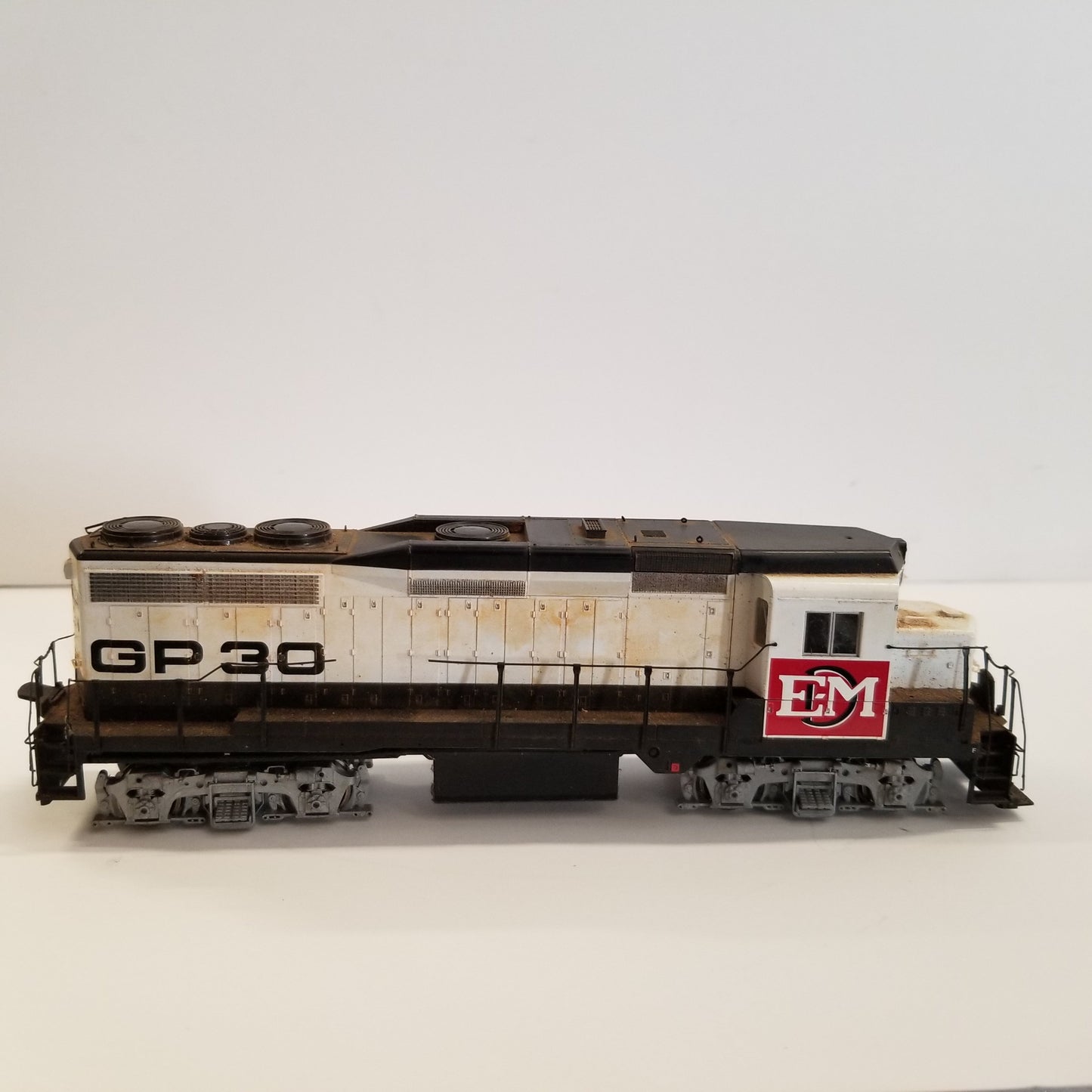 HO Scale Athearn EMD Demo GP-30 Locomotive
