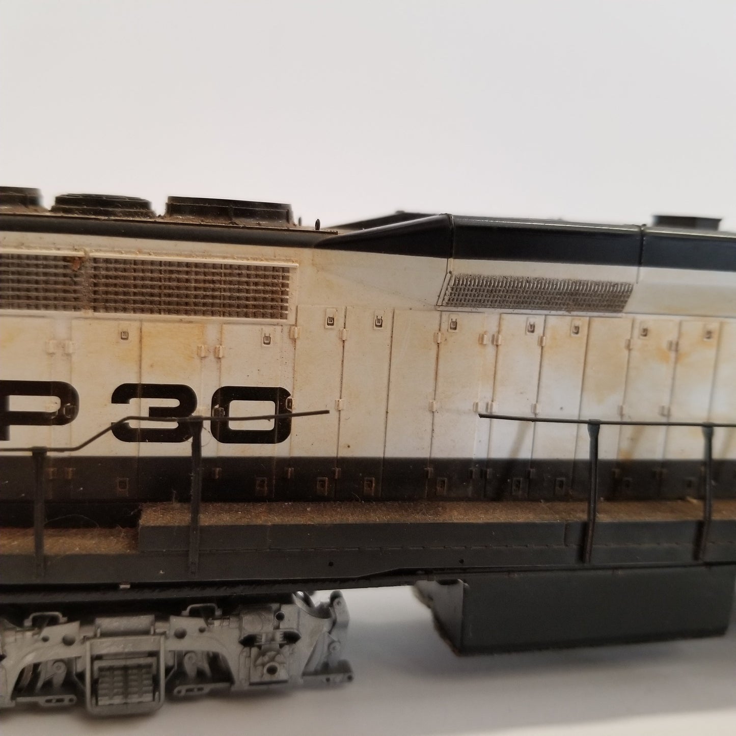 HO Scale Athearn EMD Demo GP-30 Locomotive