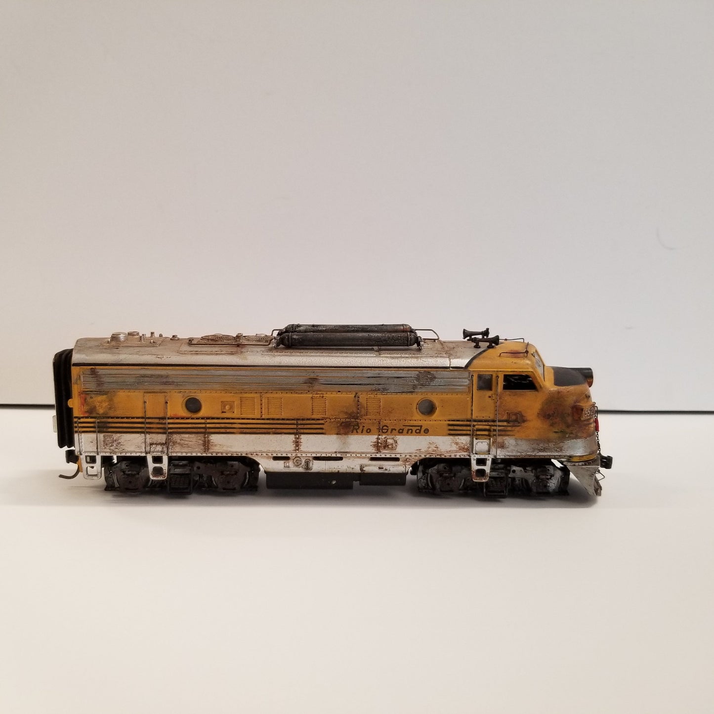 HO Scale Athearn Rio Grande F7A Locomotive No.552