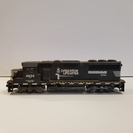 HO Scale Athearn Norfolk Southern GP-40 Operation Lifesaver Locomotive No.4634