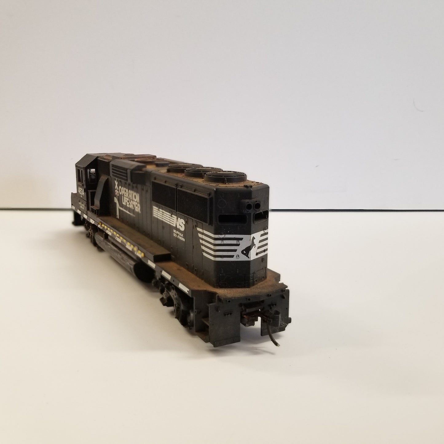HO Scale Athearn Norfolk Southern GP-40 Operation Lifesaver Locomotive No.4634