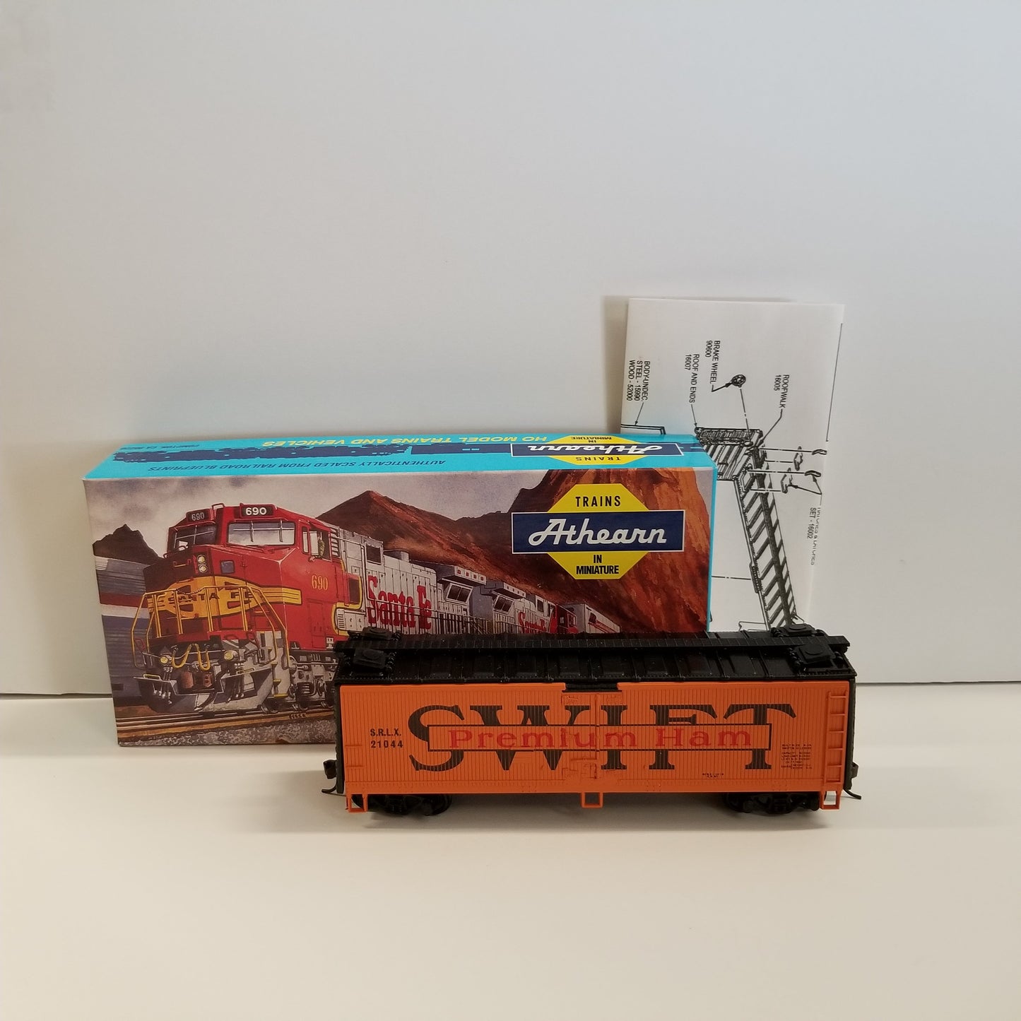 HO Scale Athearn No.5212 40' Swift Reefer Wood