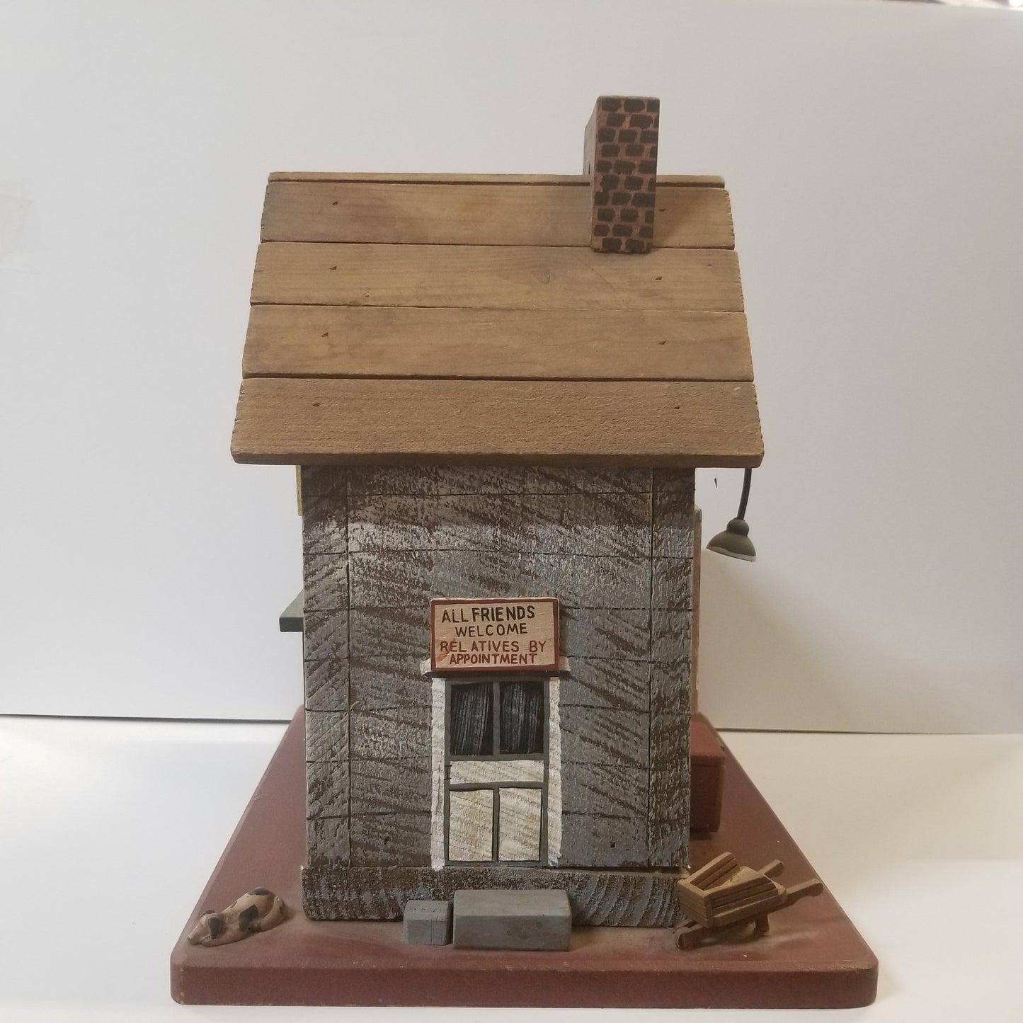 G Scale Wooden Mom And Pops Handmade Gas-N-Grub Structure