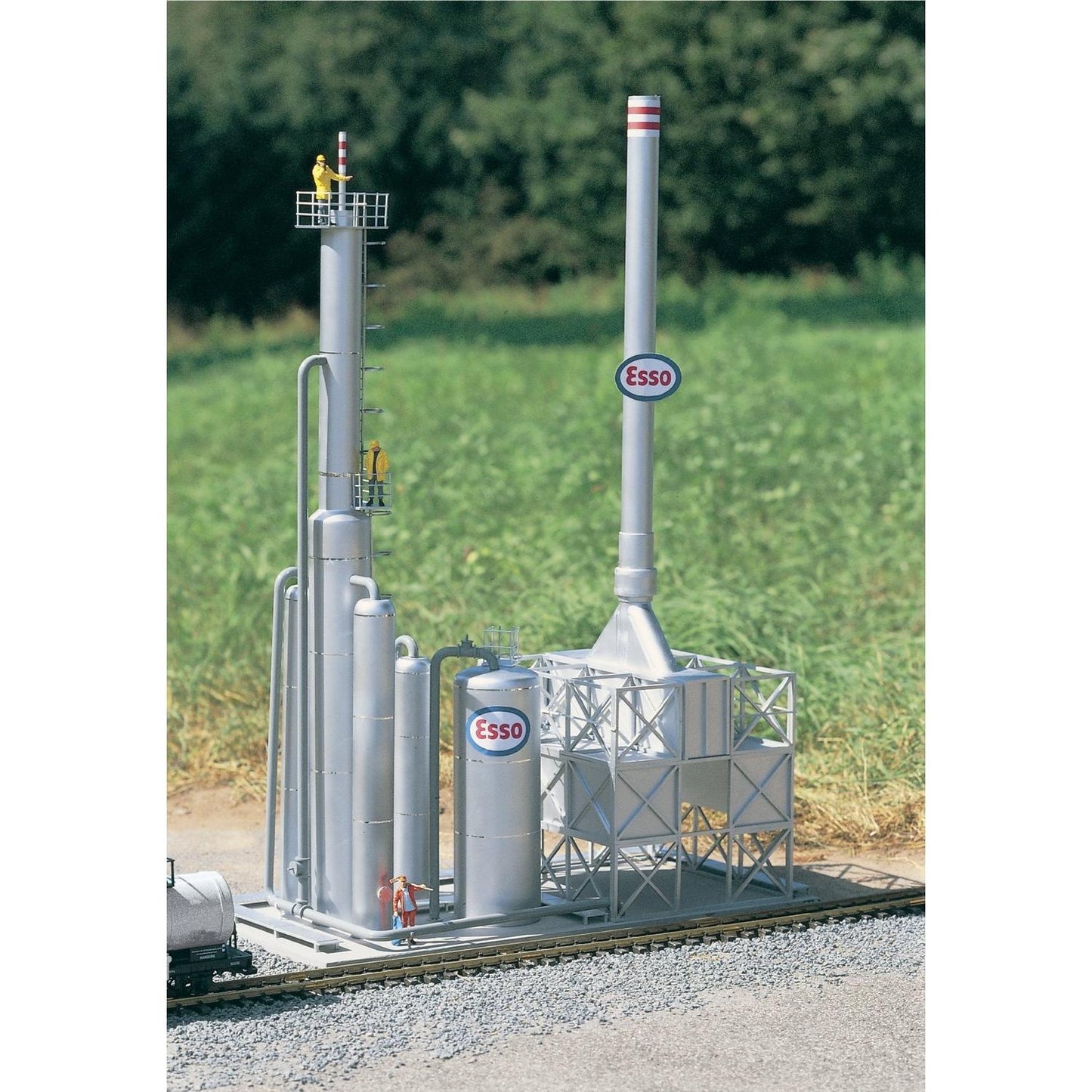 62047 Refinery Cracking Plant - Swasey's Hardware & Hobbies