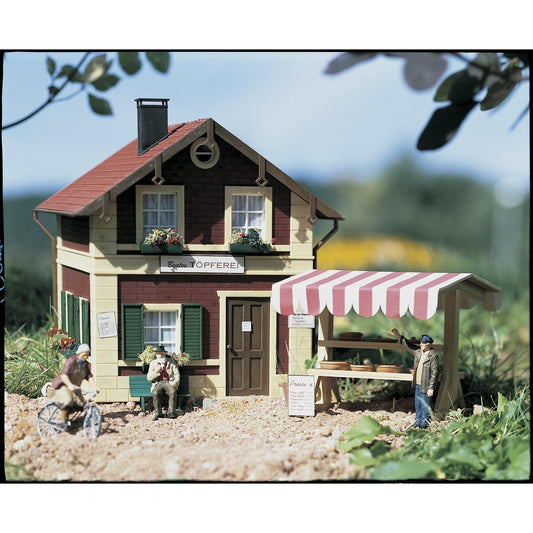 62057 Beates Pottery - Swasey's Hardware & Hobbies