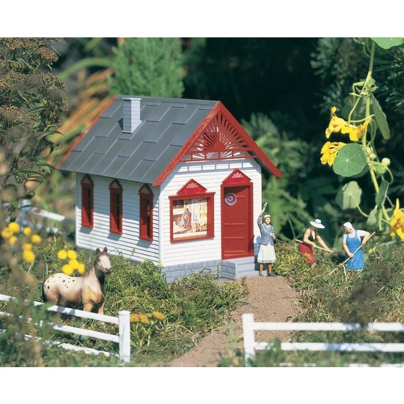 62256 Gingerbread Craft Shop - Swasey's Hardware & Hobbies