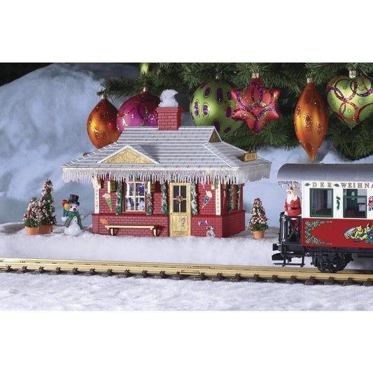 62265 North Pole Station Built-Up - Swasey's Hardware & Hobbies