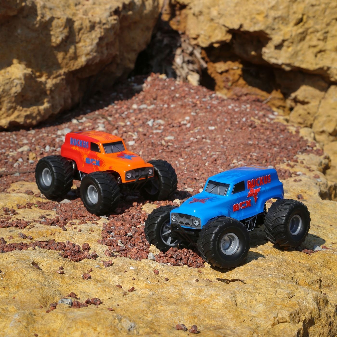 1/28 Micro Ruckus 2WD Monster Truck RTR, Blue