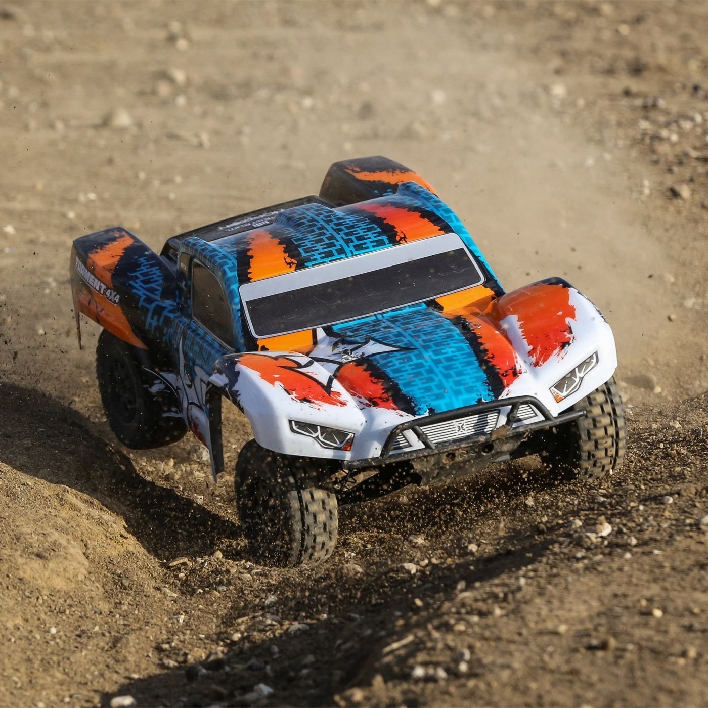 1/10 Torment 4WD SCT Brushed RTR, Orange/Blue