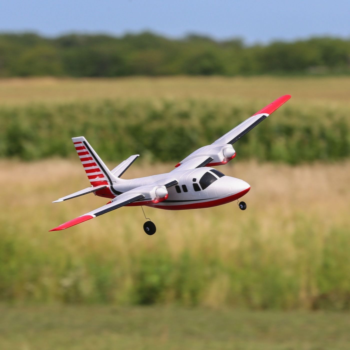 EFLU5850 UMX Aero Commander BNF Basic with AS3X