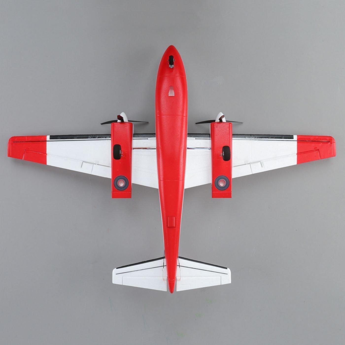 EFLU5850 UMX Aero Commander BNF Basic with AS3X