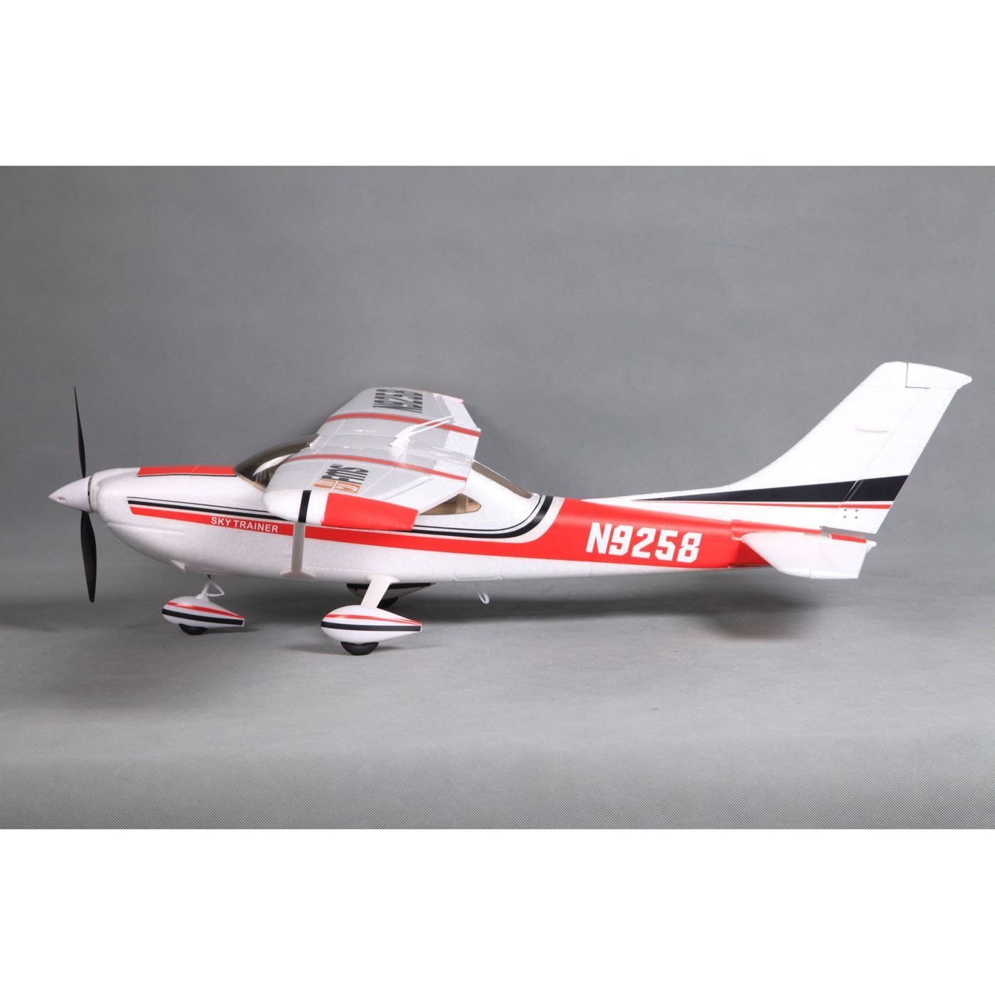 FMM052RRED Sky Trainer 182 V2 RTF,1100mm: Red