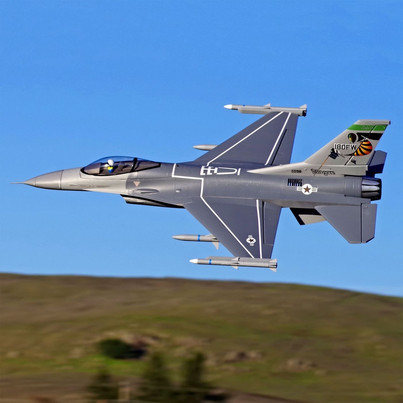 FMM1102P 70mm F-16C Fighting Falcon PNP