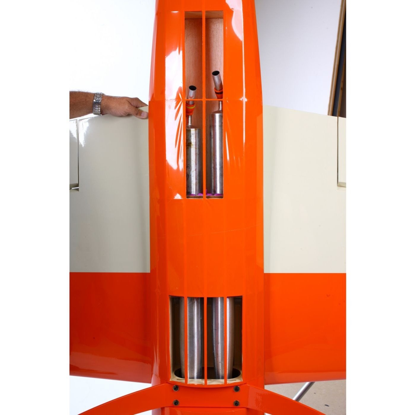HAN1060 3.1m Sukhoi SU-26MM ARF (3 Boxes)