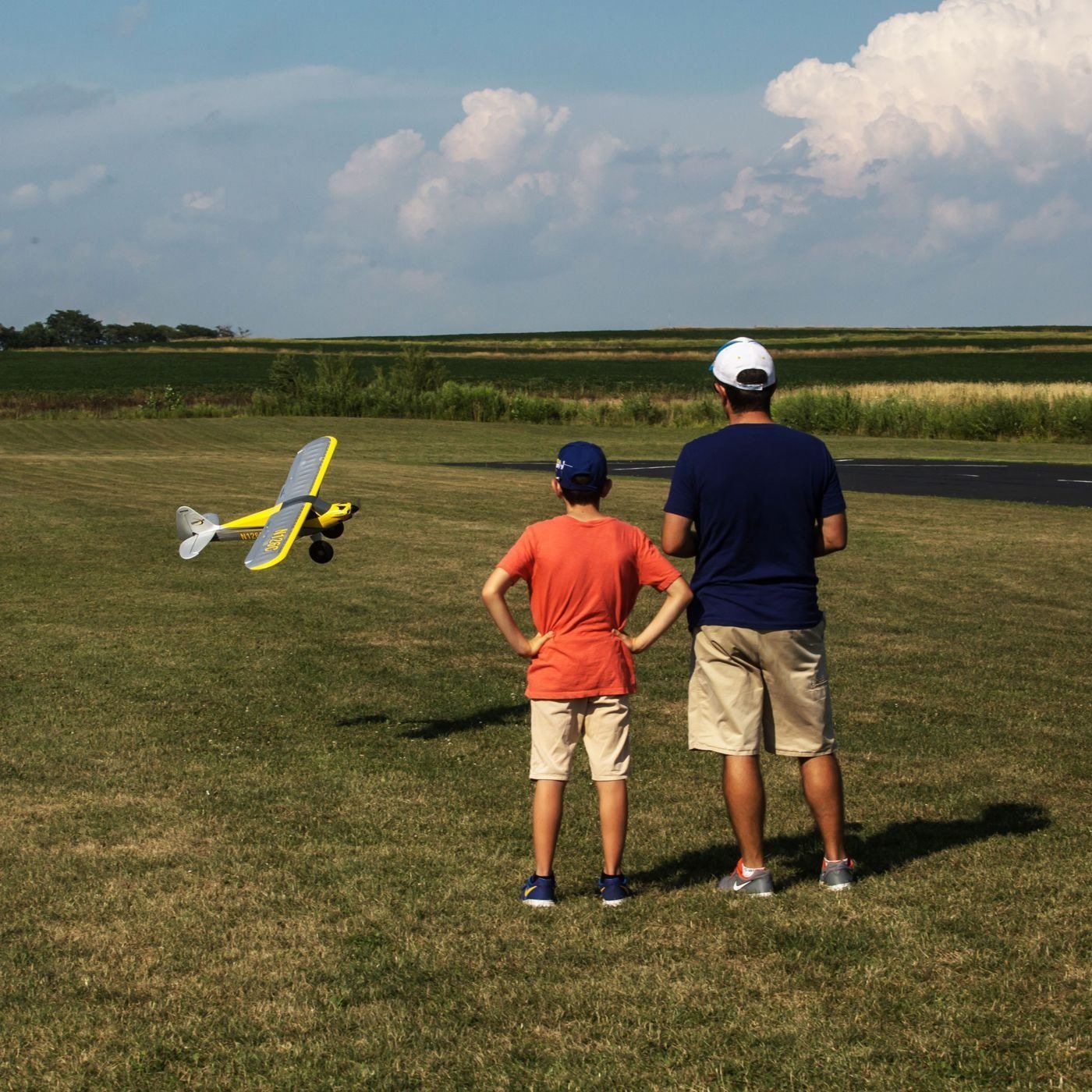 HBZ3250 Carbon Cub S+ 1.3m BNF Basic